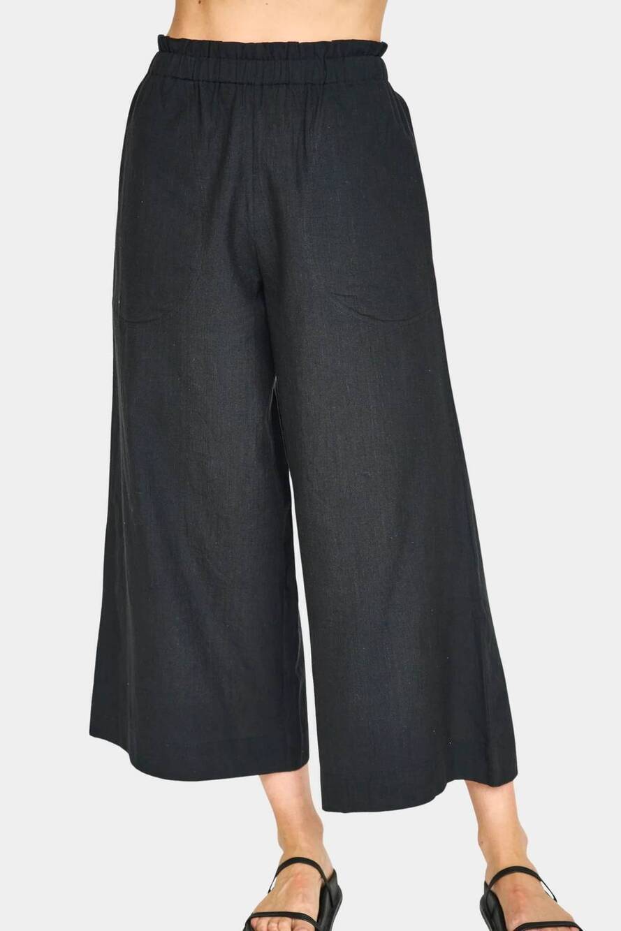 NEW MIRTH high-rise wide leg pants in black
